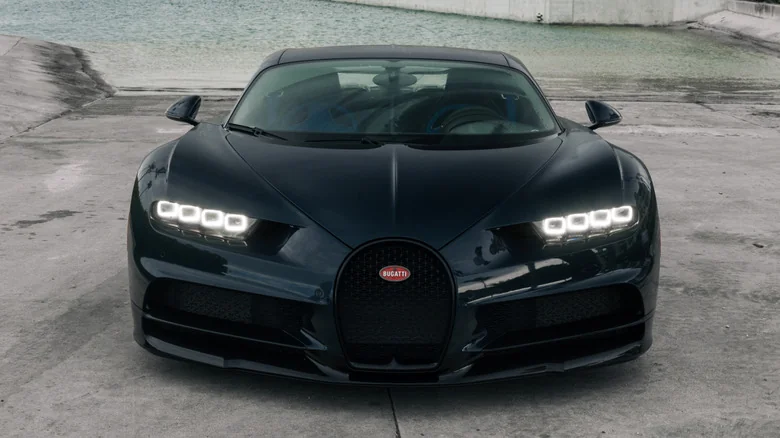 Une Bugatti Chiron entièrement noire aux États-Unis